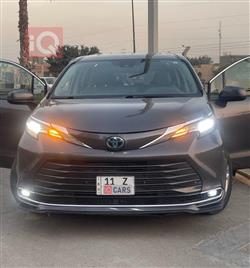 تۆیۆتا سیانا